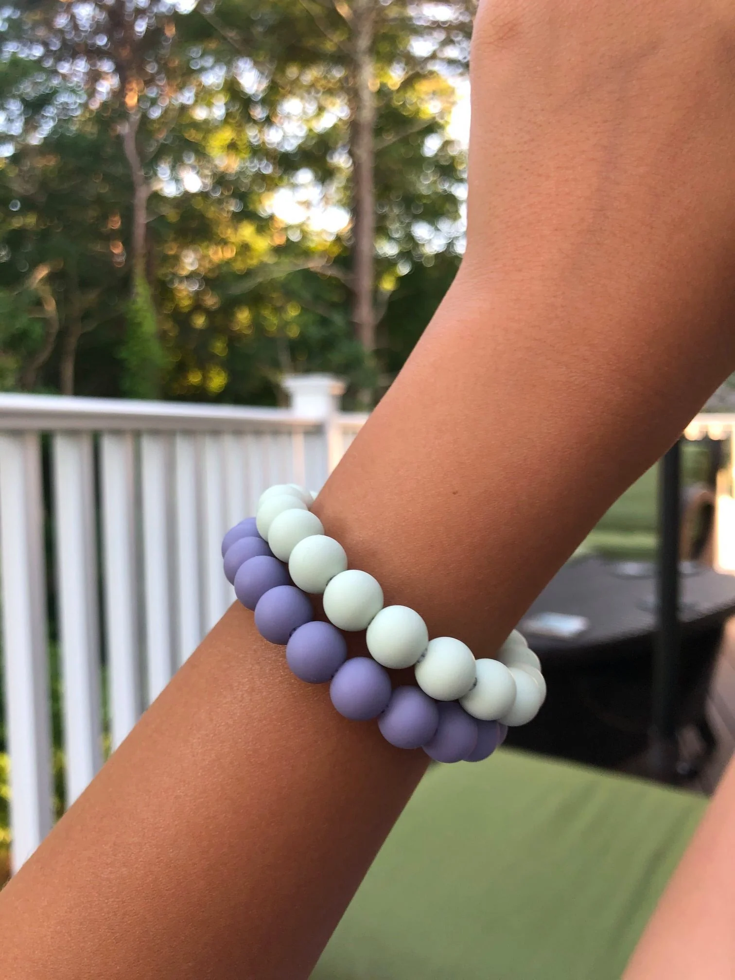 Dove Silicon rubber 9MM bead bracelets - Image 4